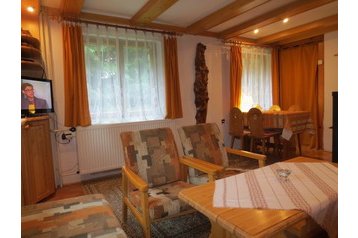 Eslovaquia Chata Varín, Exterior